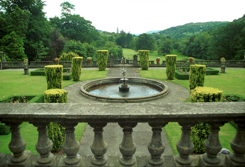 Rydal Hall
                          Gardens