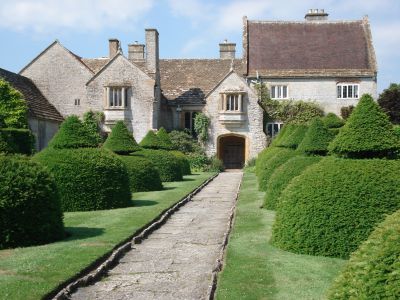 Lytes
                  Cary Manor