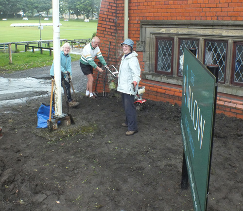 The grass is
                  almost gone - time to dig